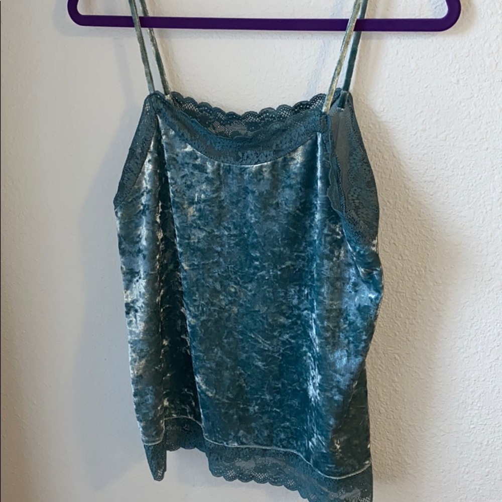 Velvet top